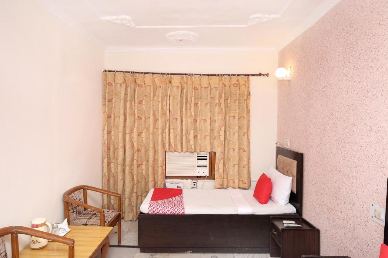 Hotel Amar Chandīgarh Exterior foto